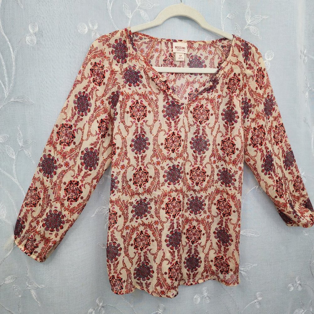 Mossimo Floral Paisley Semi Sheer Blouse. V-Neck, 3/4 Sleeves Perfect for Spring